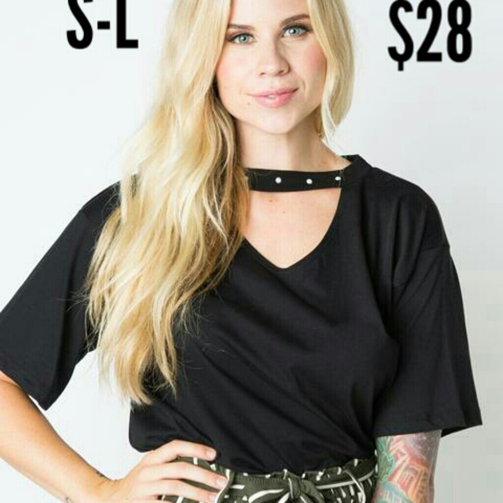 Amelia James pearl top